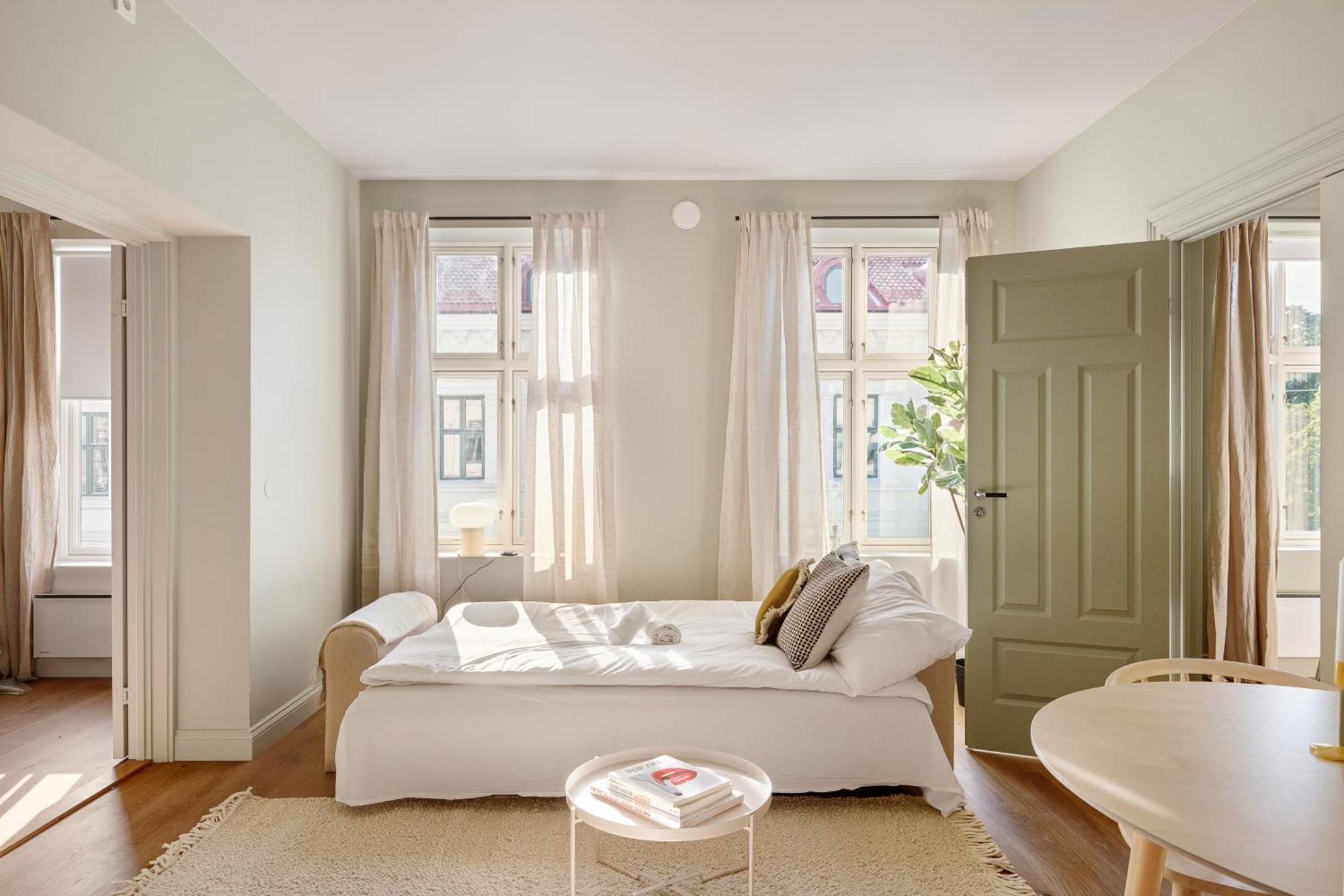 Dinbnb Apartments Gruenerlokka I 2-Bedroom With Double Queen Room & Balcony Осло Екстериор снимка